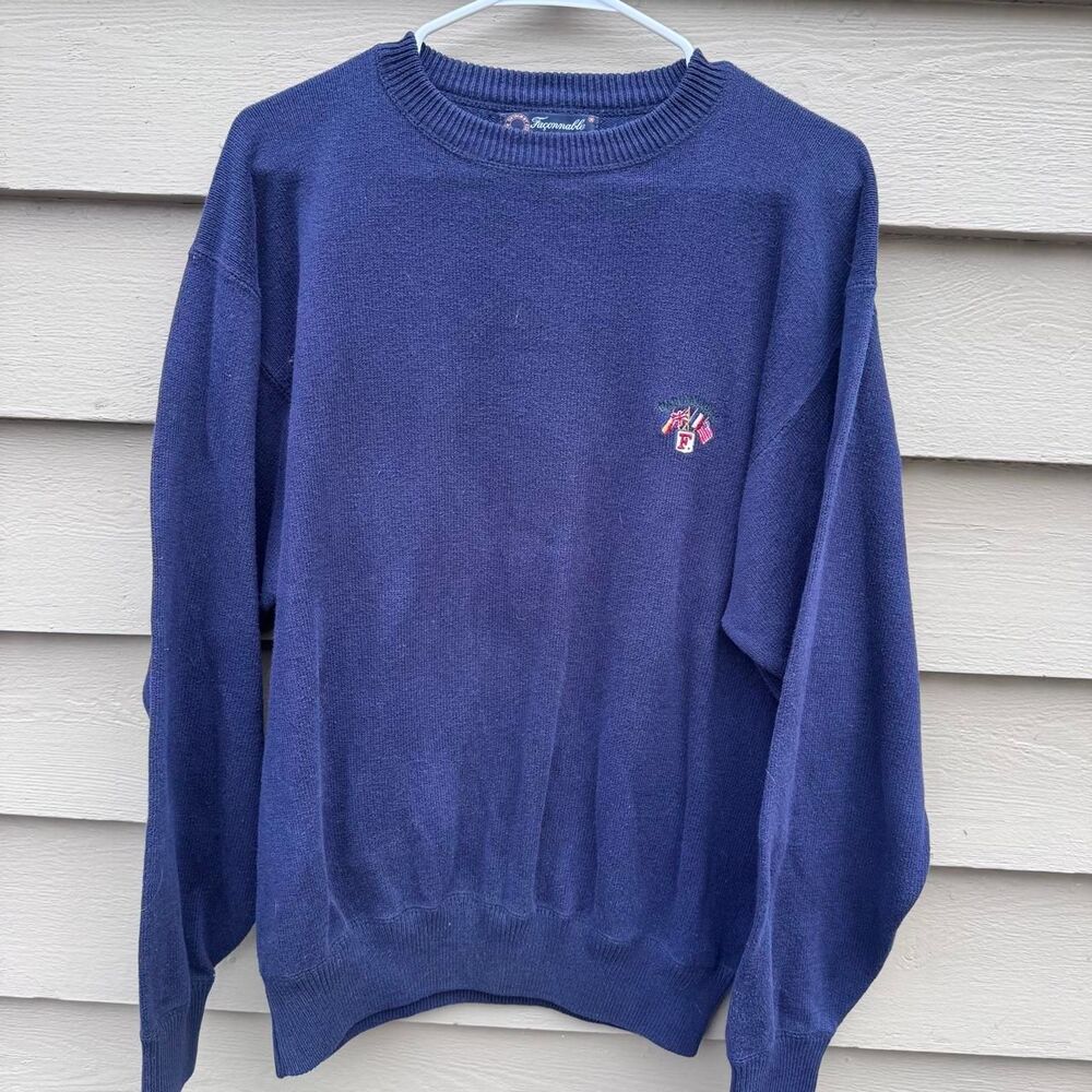 Faconnable Men's Navy and Blue Jumper